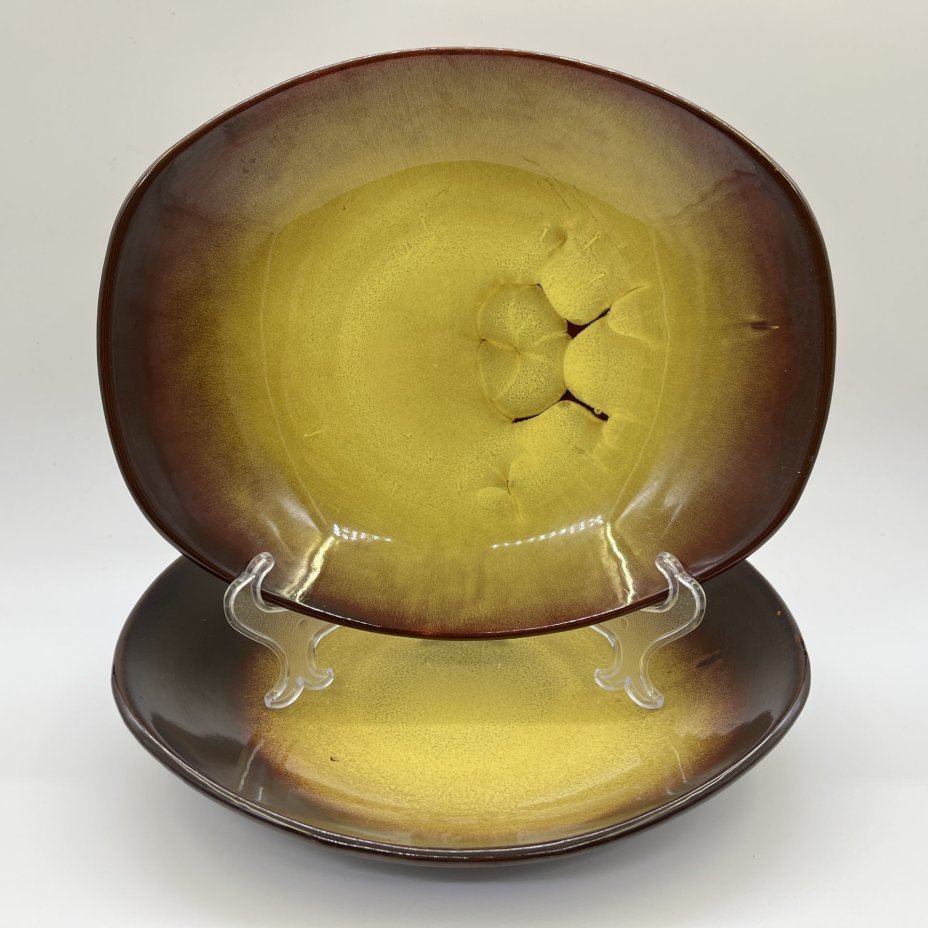 Набор из 2-х сервировочных блюд, фаянс, цветные поливы, СССР, 1970-1990 гг.