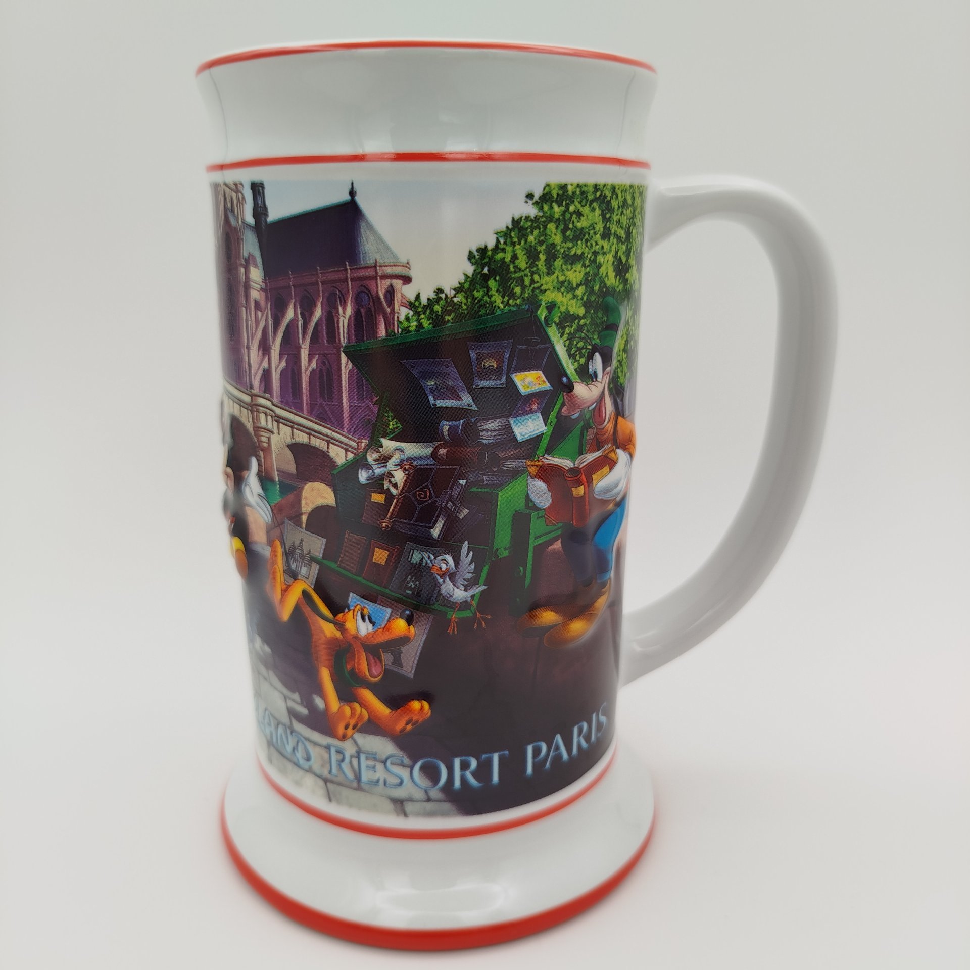 Кружка пивная сувенирная "Disneyland Paris"