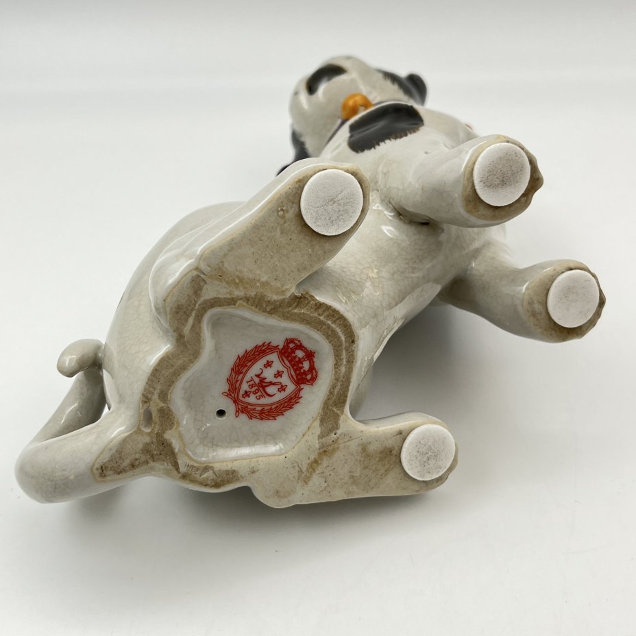 Статуэтка "Собака", фарфор, роспись, кракле, Wong Lee, Китай, 1990-2000 гг.