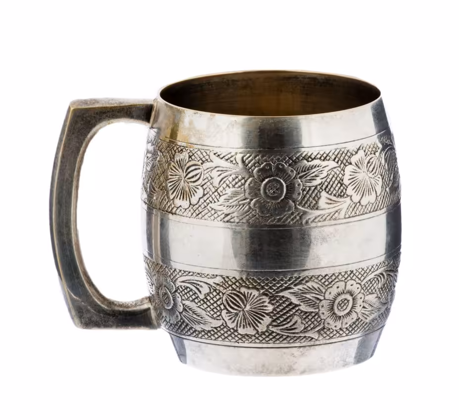 Кружка с рельефным растительным декором, латунь, Индия, 1970-1990 гг.