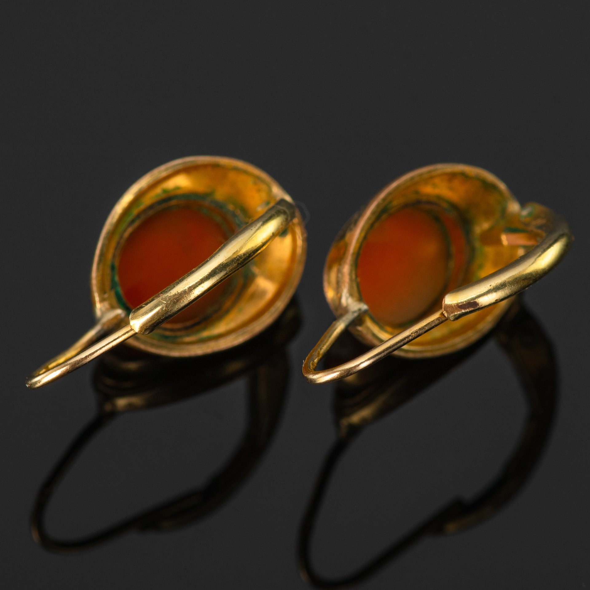 Серьги с камеей (женский профиль), латунь, вставка бежевого цвета, Европа, 1890-1920 гг.