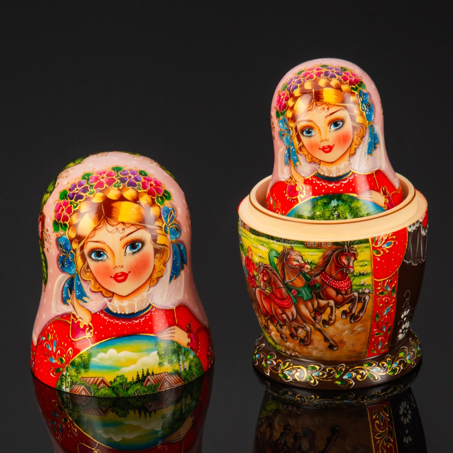 Матрешка "Летняя тройка" (7 мест), автор росписи С.А. Лонченкова, дерево, лак, роспись, золочение, Российская Федерация, 2025 г.