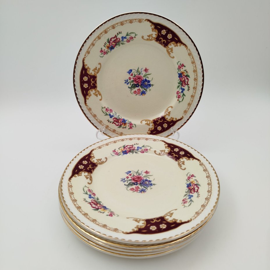 Набор пирожковых тарелок с цветочным декором на 7 персон, Portland Pottery, фаянс, деколь, золочение, Великобритания, 1946-1970 гг.