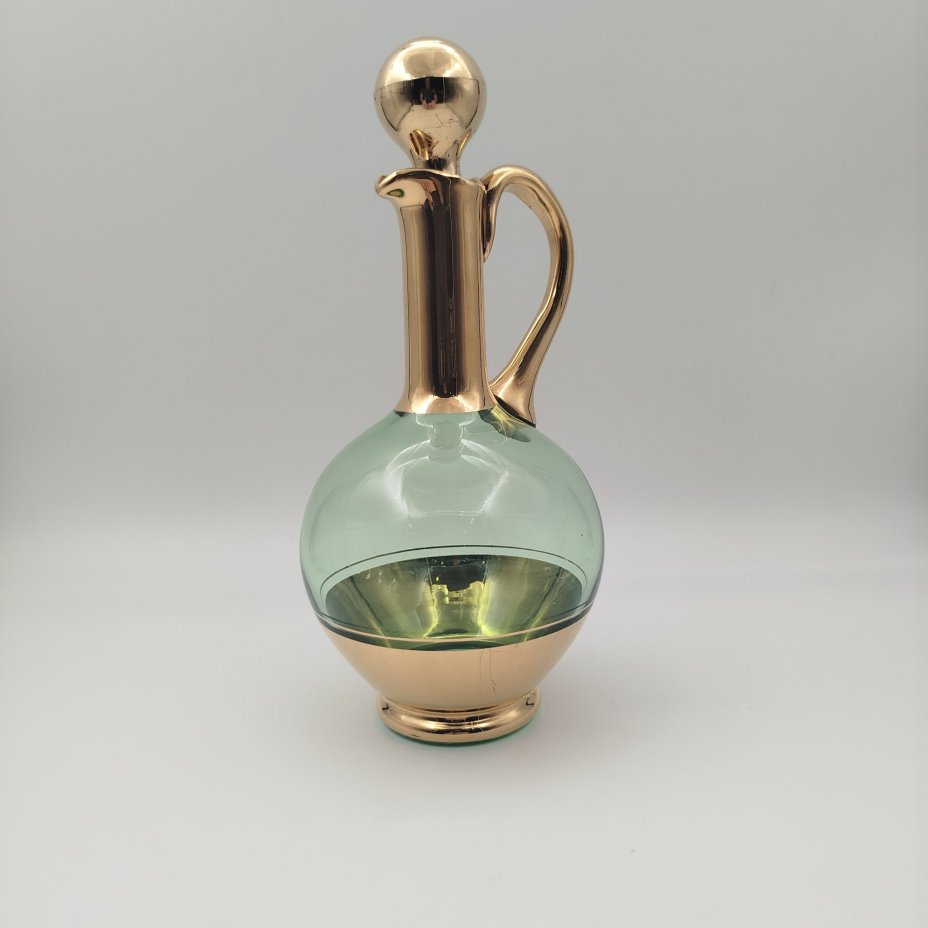 Графин с туловом зеленого цвета, стекло, золочение, Европа, 1970-2000 гг.