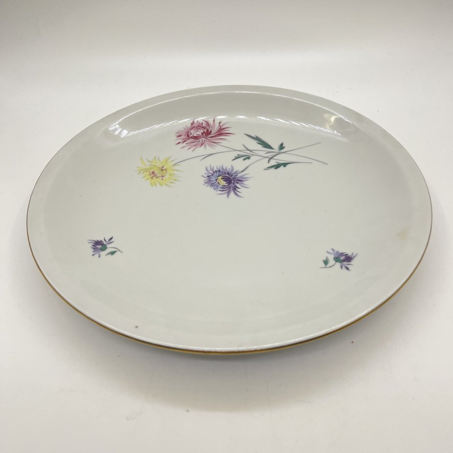 Блюдо сервировочное с цветочным декором