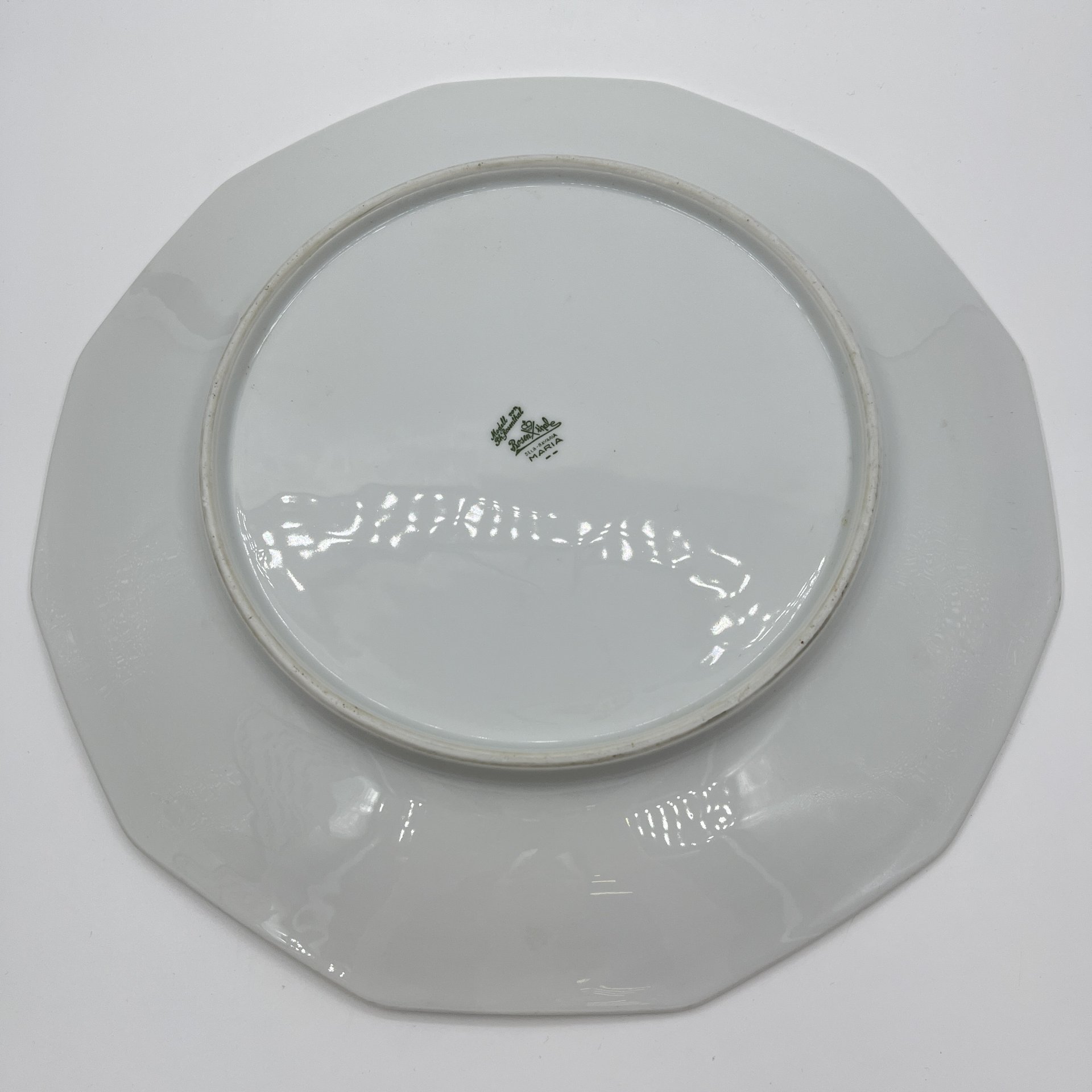Блюдо с рельефным цветочным орнаментом вдоль борта, серия "Maria", Rosenthal (Розенталь)