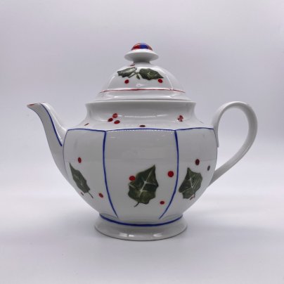Чайник, украшенный авторской росписью художника M.Pierre V. "Листья омелы", Winterling Marktleuthen Bavaria