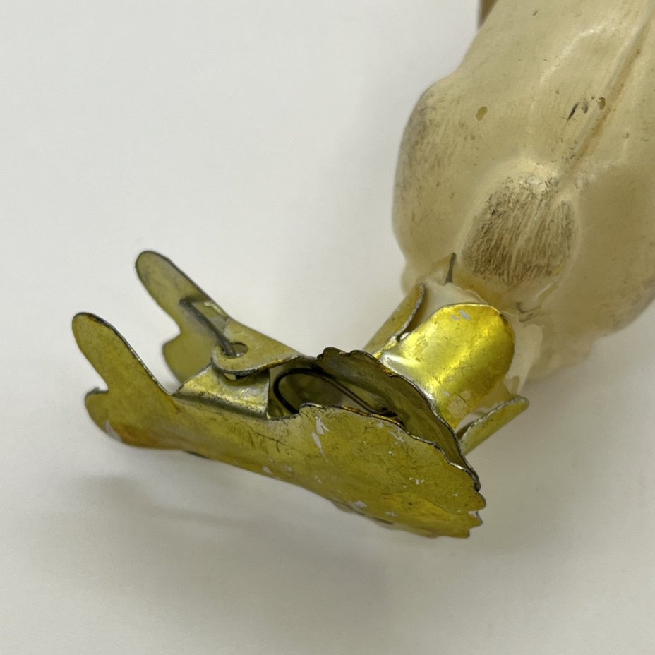 Игрушка елочная на прищепке "Заяц с барабаном"