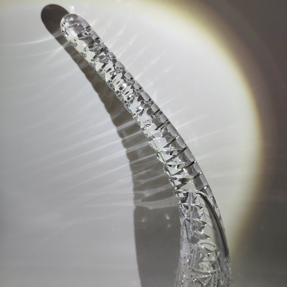 Кубок для вина ("Рог изобилия"), украшенный рельефным декором