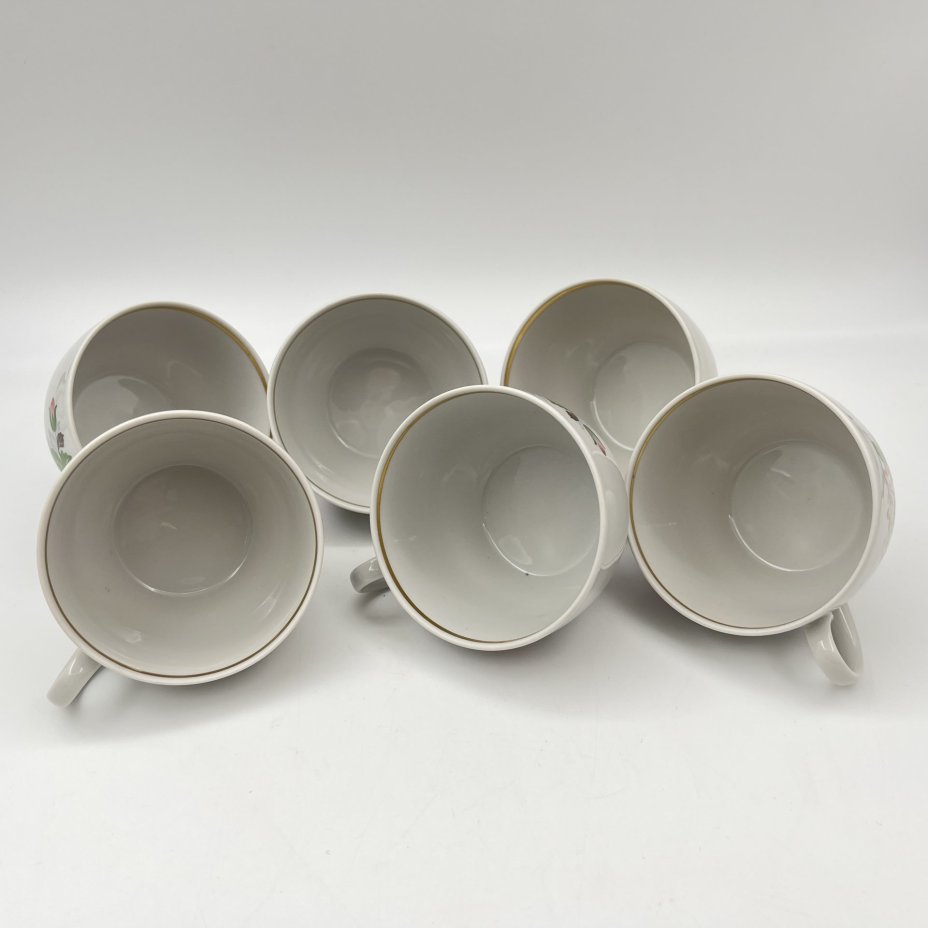 Сервиз чайный с цветочным декором на 6 персон (20 предметов), фарфор, деколь, золочение, Завод «Красный фарфорист» (Чудово, Грузинская фарфорово-фаянсовая фабрика), СССР, 1971-1992 гг.