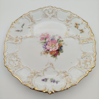 Блюдо широкое с ажурным бортом, украшенное цветочным декором, Furstenberg Porcelain Manufactory (Фюрстенберг)