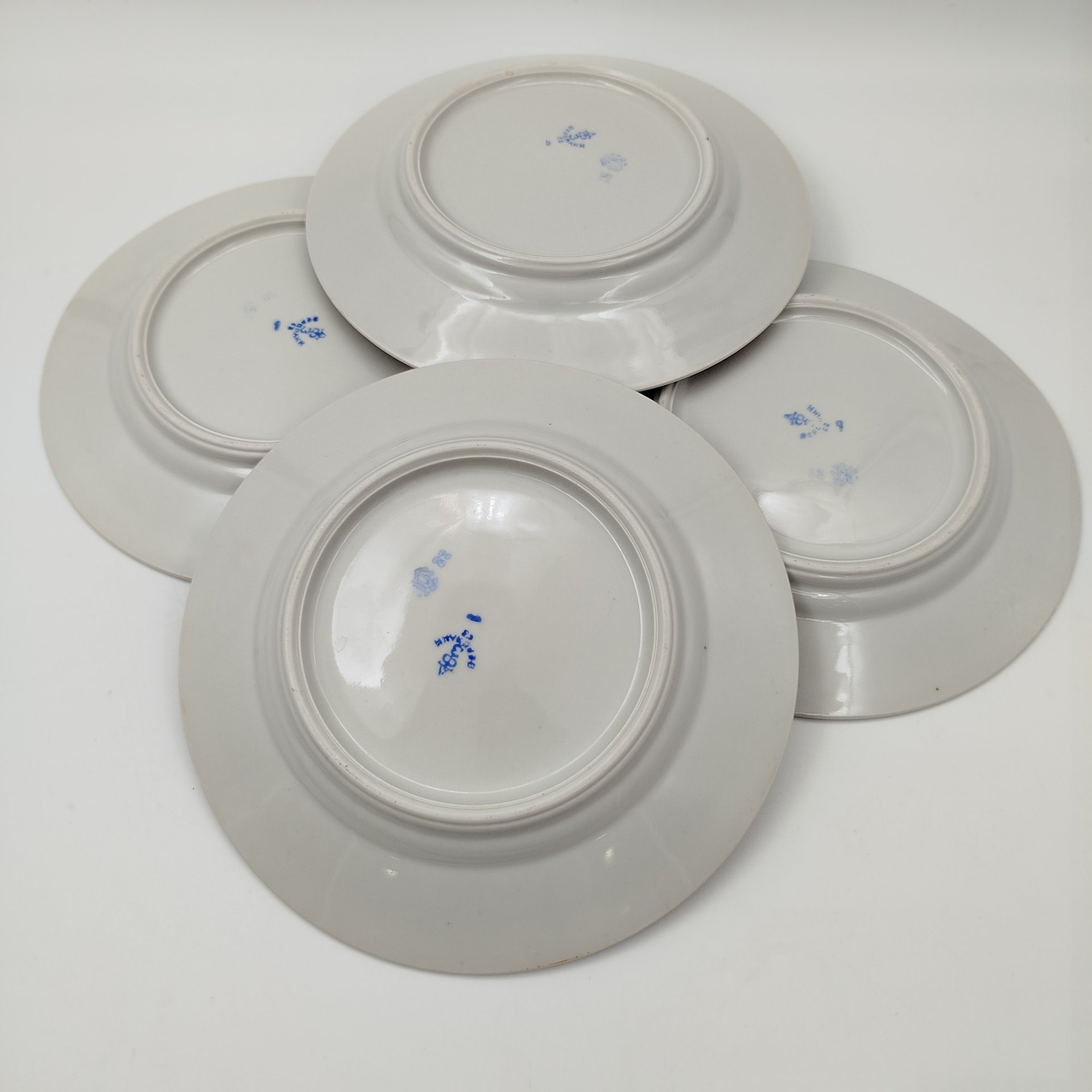 Набор десертных тарелок "Слива" на 6 персон, автор А.А. Чекулина