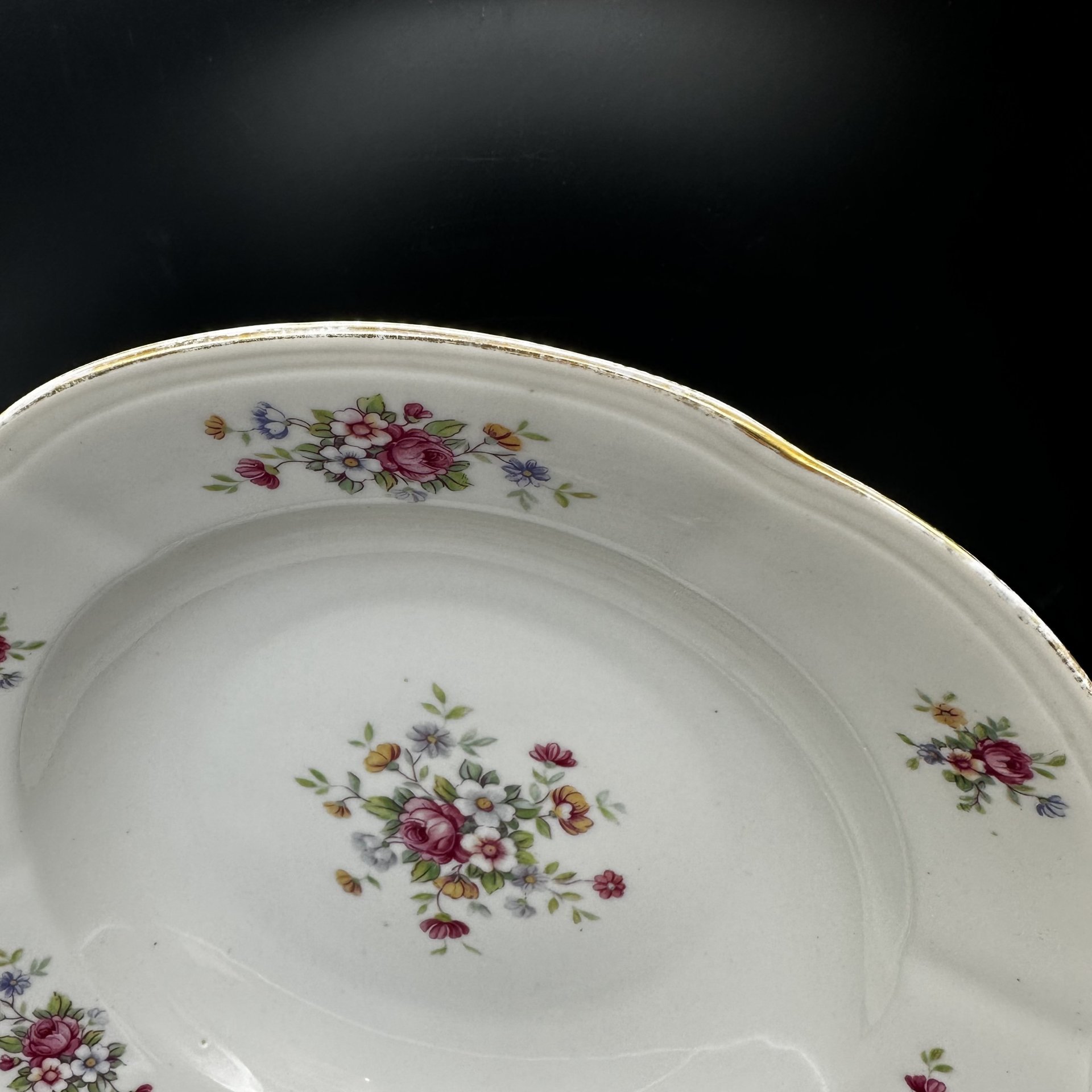 Тарелка с цветочным декором, фарфор, деколь, золочение, Chodziez, Польша, 1980-1990 гг.