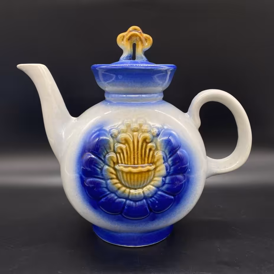Чайник доливной с цветочным декором