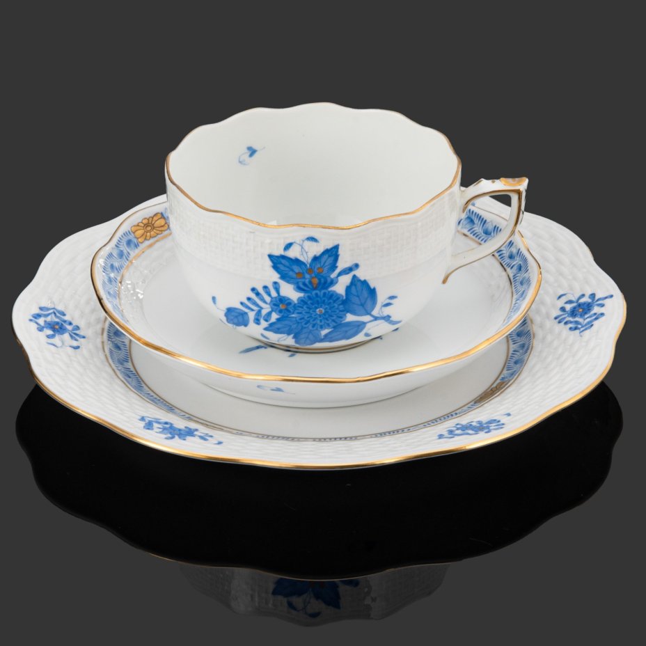 Трио чайное, выполненное в фирменном дизайне "Chinese Bouquet" ("Apponyi Blue"), Herend (Херенд)