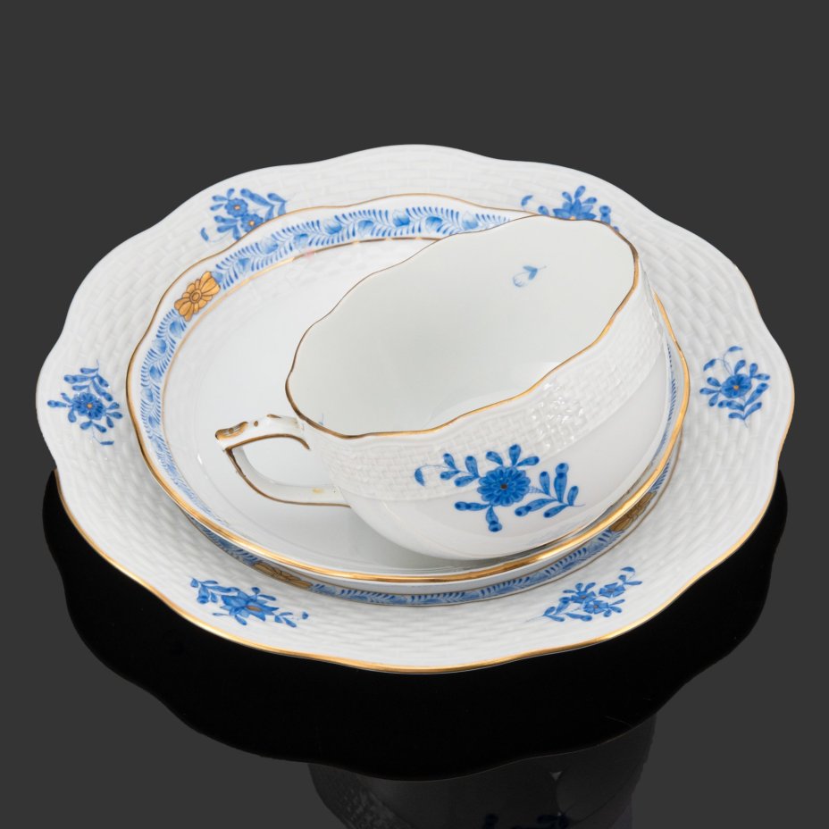 Трио чайное, выполненное в фирменном дизайне "Chinese Bouquet" ("Apponyi Blue"), Herend (Херенд)