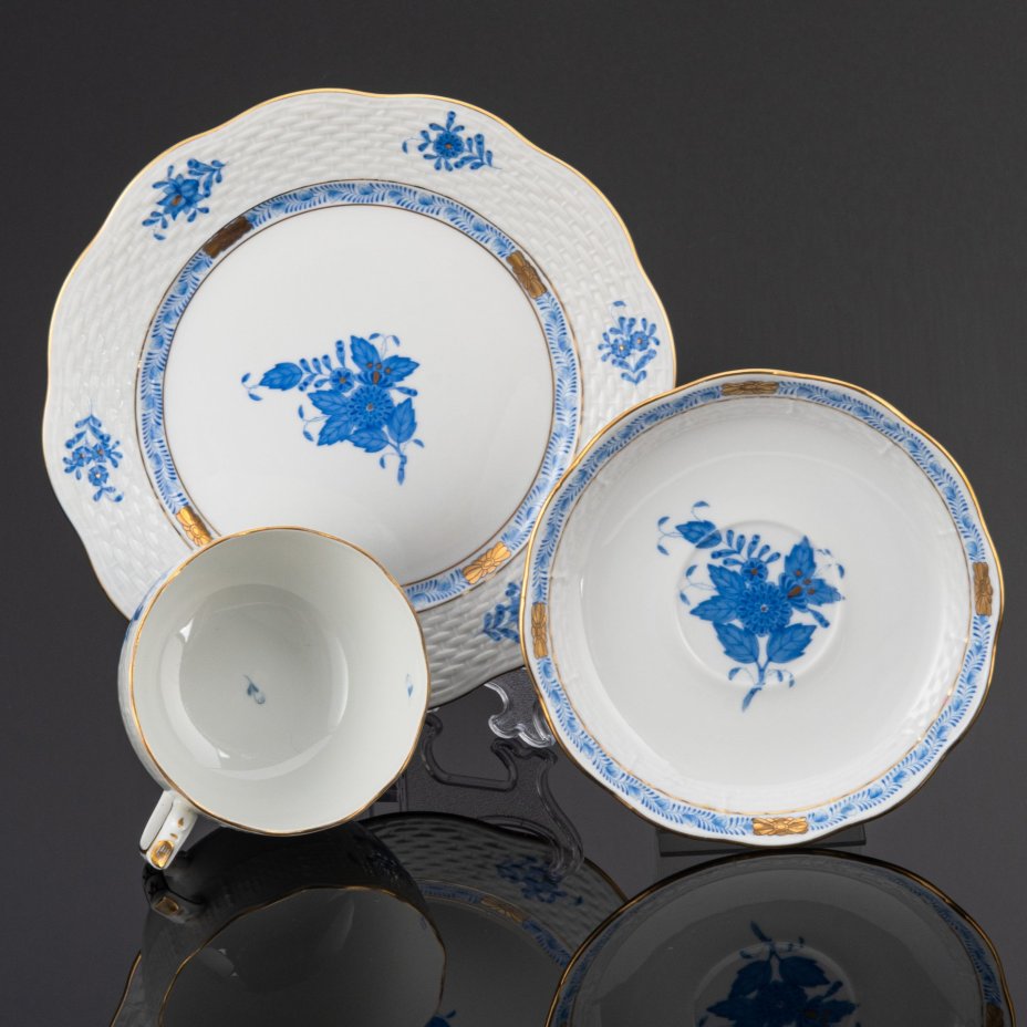 Трио чайное, выполненное в фирменном дизайне "Chinese Bouquet" ("Apponyi Blue"), Herend (Херенд)