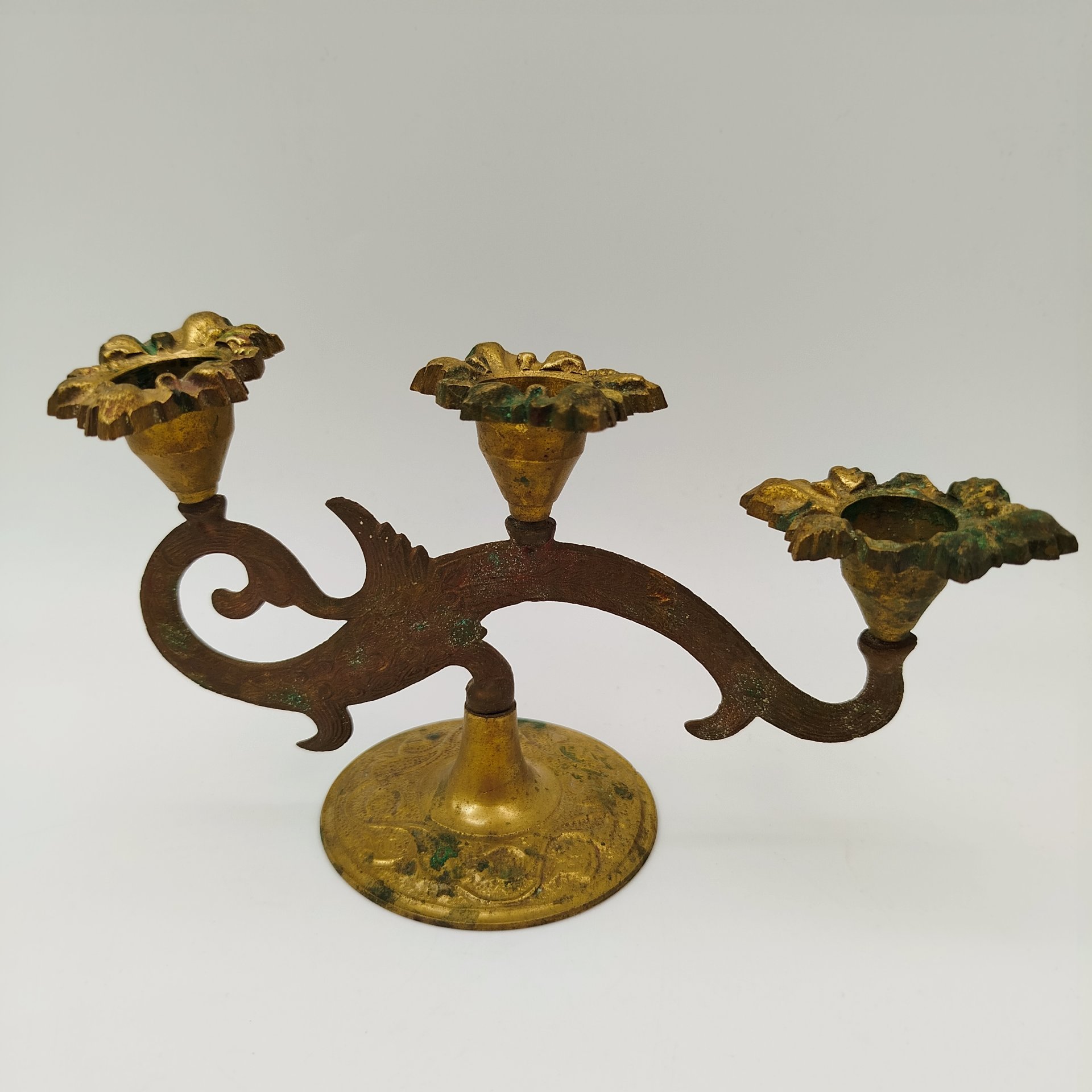 Подсвечник на 3 свечи