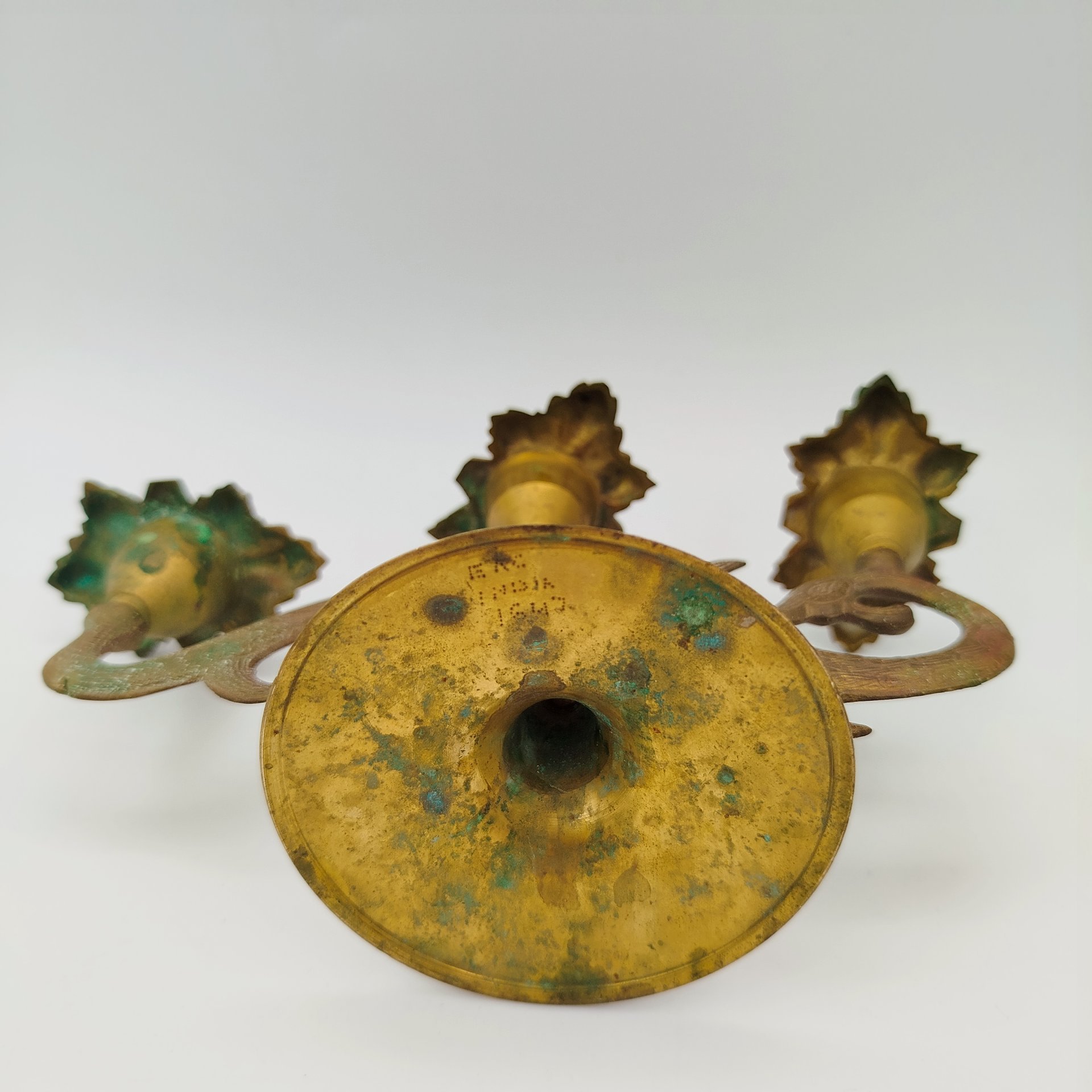 Подсвечник на 3 свечи