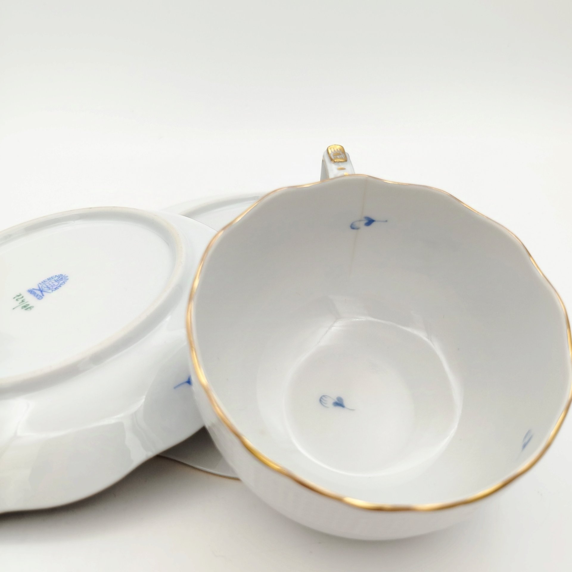 Трио чайное, выполненное в фирменном дизайне "Chinese Bouquet" ("Apponyi Blue"), Herend (Херенд)