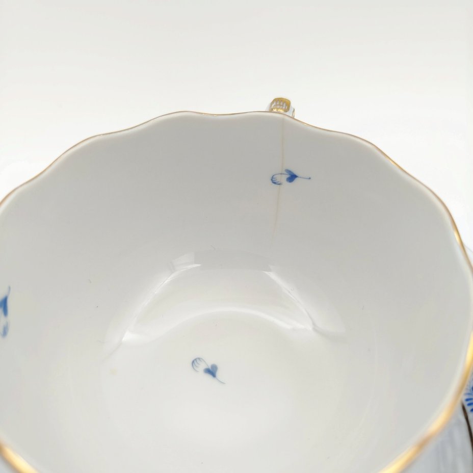 Трио чайное, выполненное в фирменном дизайне "Chinese Bouquet" ("Apponyi Blue"), Herend (Херенд)