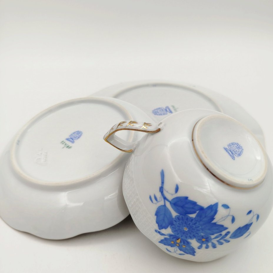 Трио чайное, выполненное в фирменном дизайне "Chinese Bouquet" ("Apponyi Blue"), Herend (Херенд)