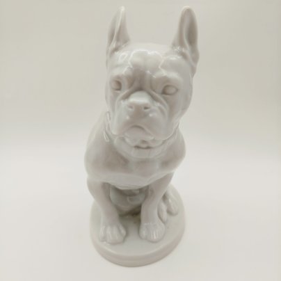 Статуэтка "Боксер", скульптор В.С. Драчинская, фарфор, Ленинградский фарфоровый завод (ЛФЗ), СССР, 1960-1969 гг.