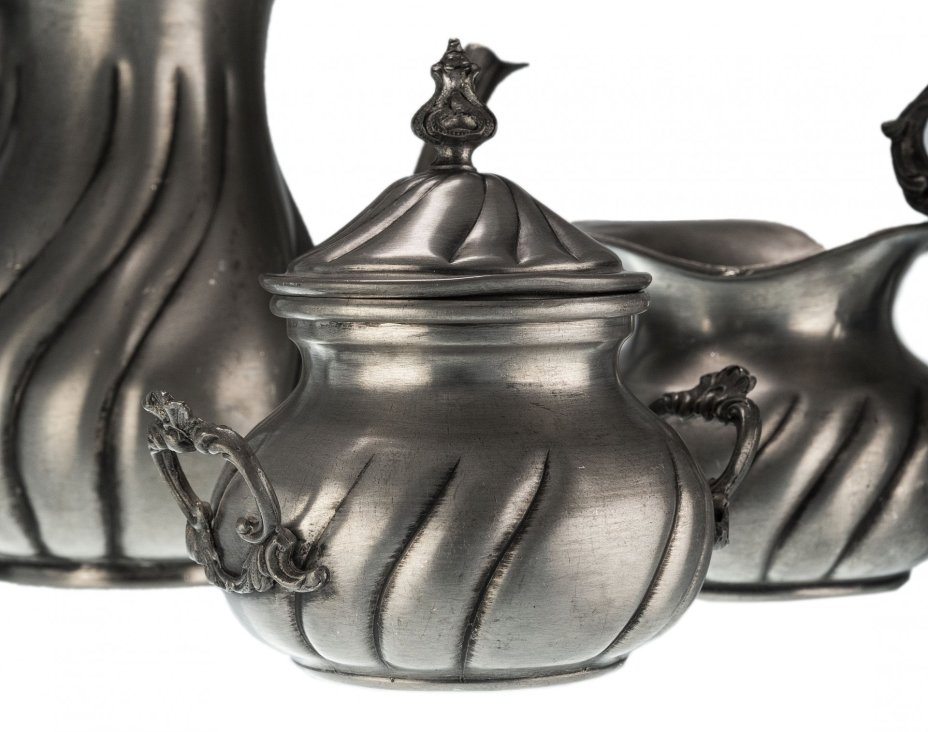 Сервиз кофейный (4 предмета и поднос), олово, Германия, 1950-1970 гг.