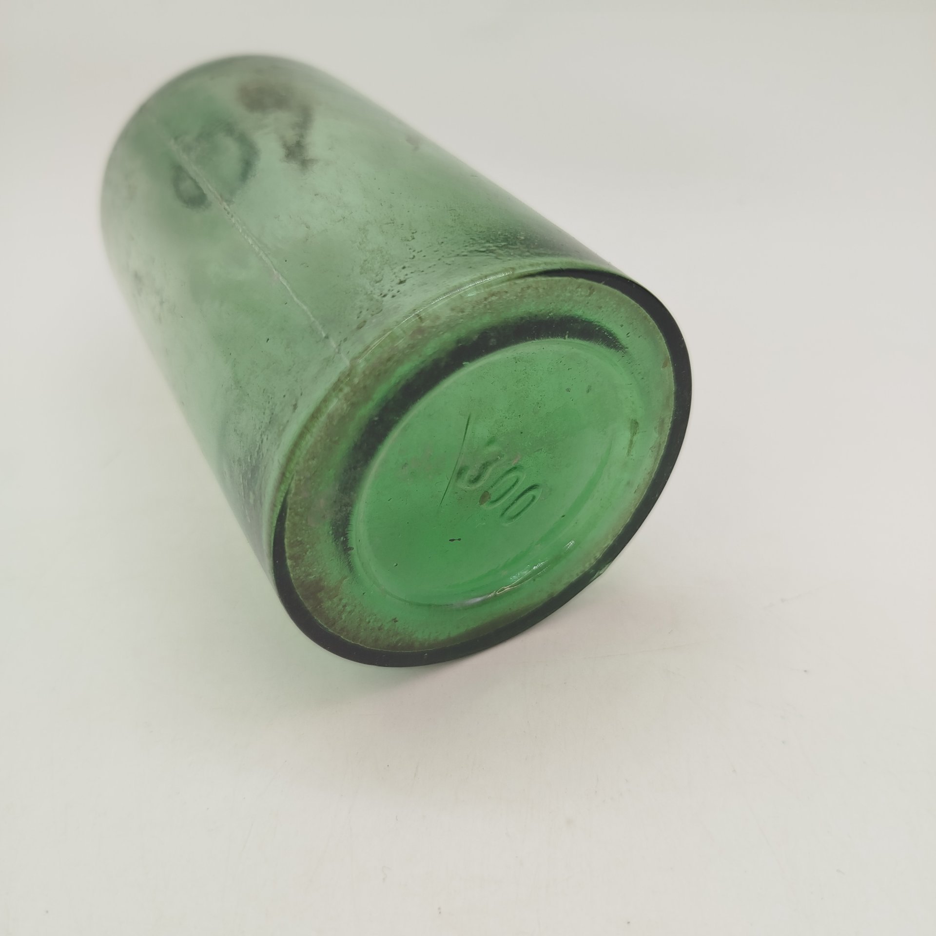 Бутылка аптечная зелёного оттенка, стекло, Россия, 1900-1930 гг.