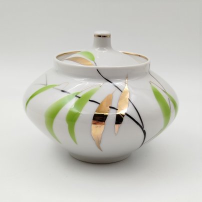 Сахарница из сервиза "Ивушка", автор росписи Яснецов В.К.