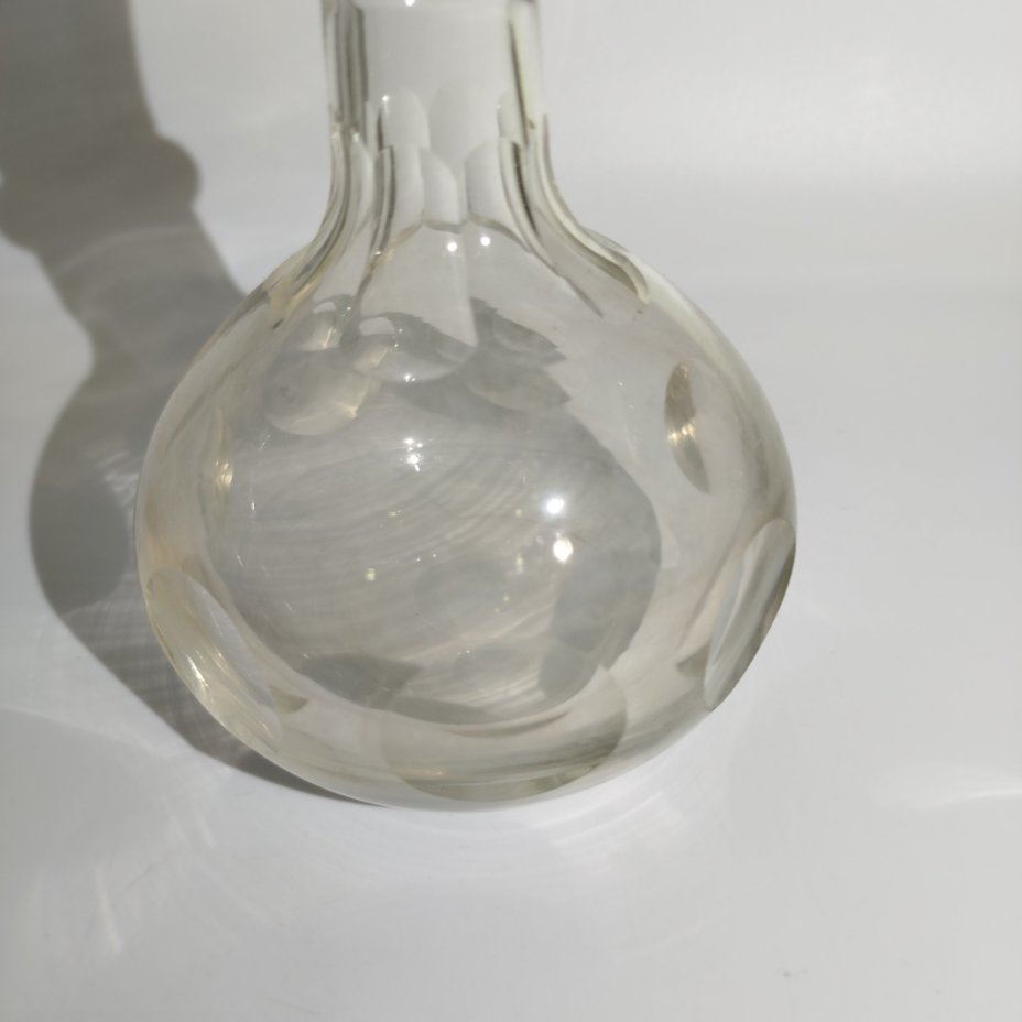 Штоф для крепких спиртных напитков, декорированный линзами