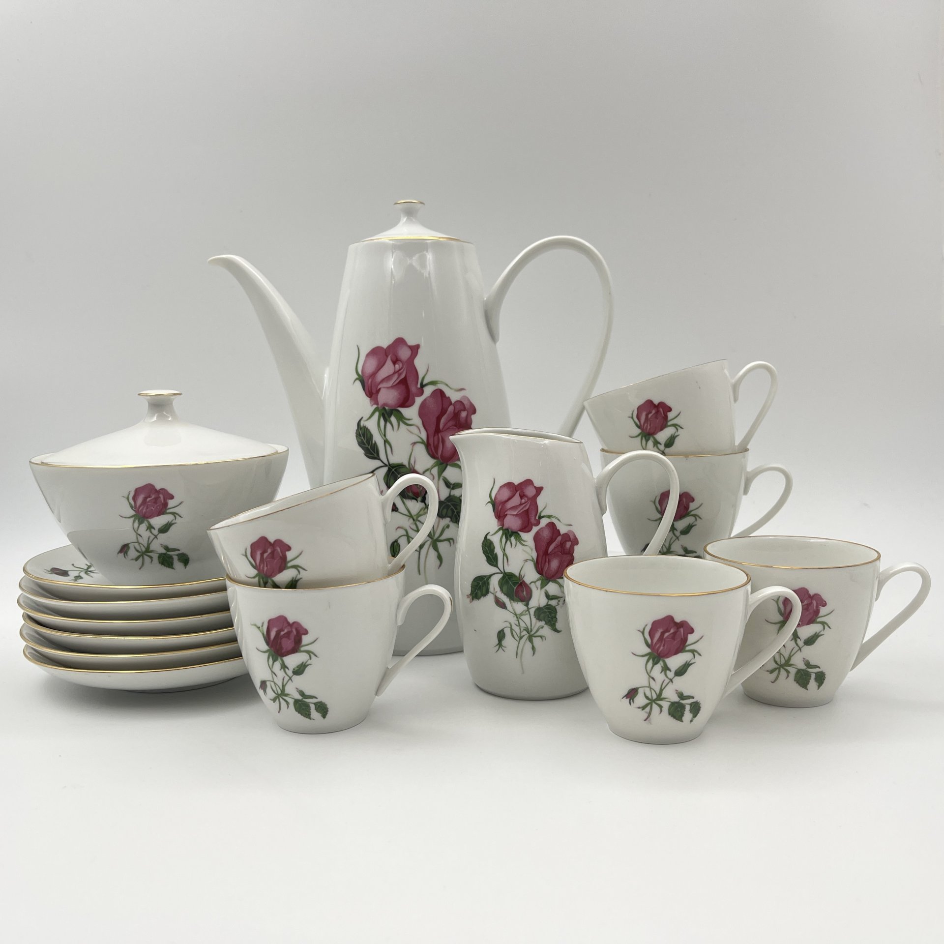 Сервиз кофейный на 6 персон (15 предметов), украшенный изображением розы, фарфор, деколь, золочение, Bohemia (Neurohlau), Чехословакия, 1970-1990 гг.