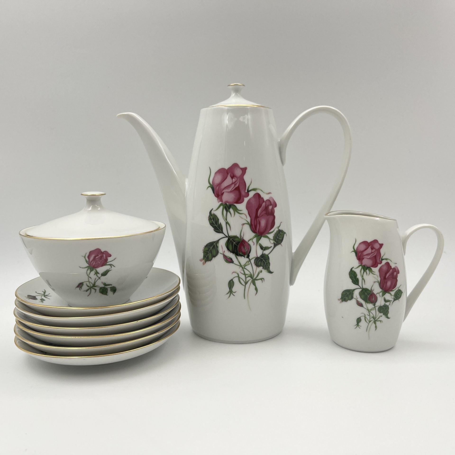 Сервиз кофейный на 6 персон (15 предметов), украшенный изображением розы, фарфор, деколь, золочение, Bohemia (Neurohlau), Чехословакия, 1970-1990 гг.