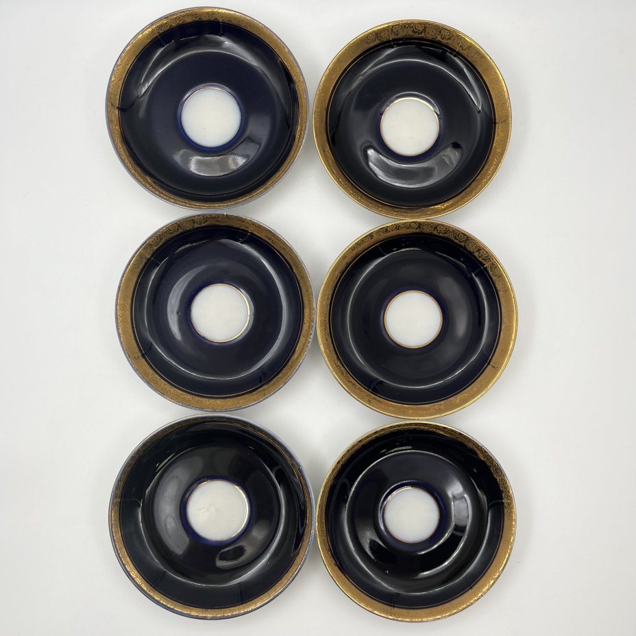 Сервиз чайный с орнаментальным декором (в подборе) на 6 персон, 16 предметов