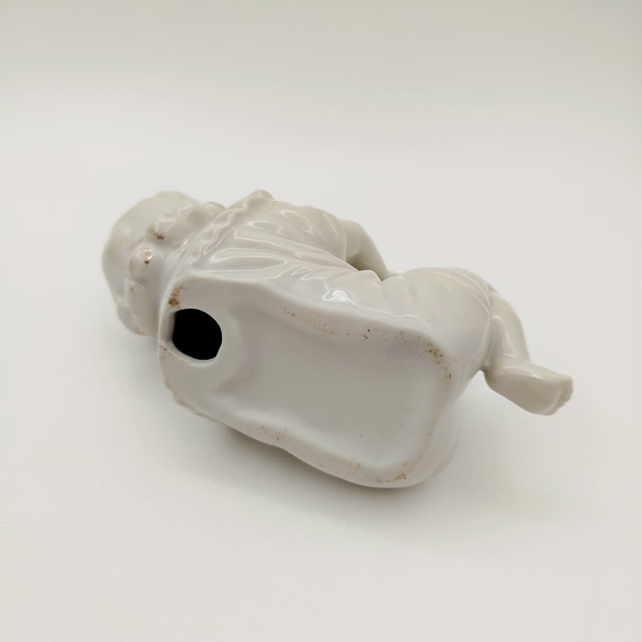 Статуэтка "Младенец"