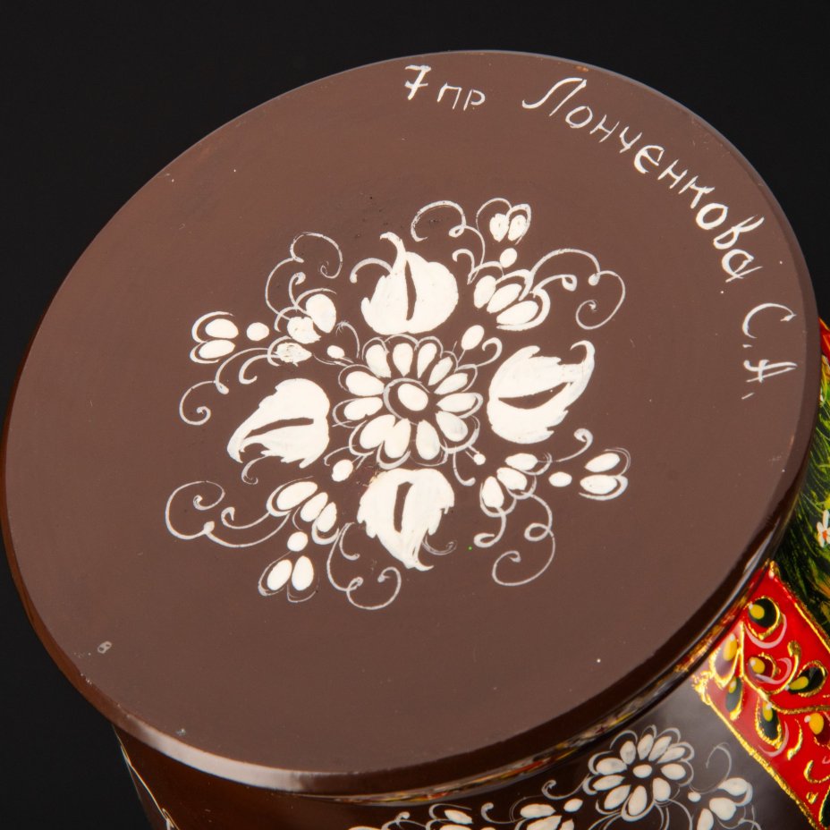 Матрешка "Влюбленные" (7 мест), автор росписи С.А. Лонченкова