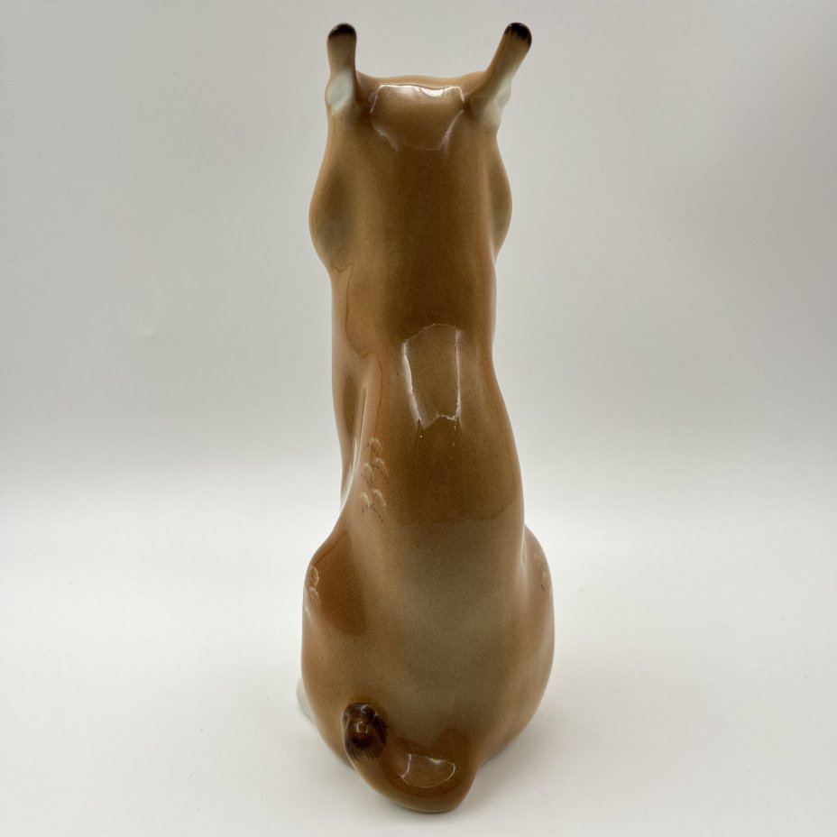 Статуэтка "Рысь", скульптор Б.Я. Воробьев, фарфор, аэрография, Ленинградский фарфоровый завод (ЛФЗ), Россия, 1980-2000 гг.