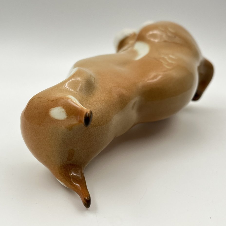 Статуэтка "Рысь", скульптор Б.Я. Воробьев, фарфор, аэрография, Ленинградский фарфоровый завод (ЛФЗ), Россия, 1980-2000 гг.