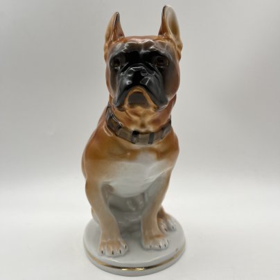 Статуэтка "Боксер", скульптор В.С. Драчинская, фарфор, роспись, Ленинградский фарфоровый завод (ЛФЗ), СССР, 1970-1986 гг.