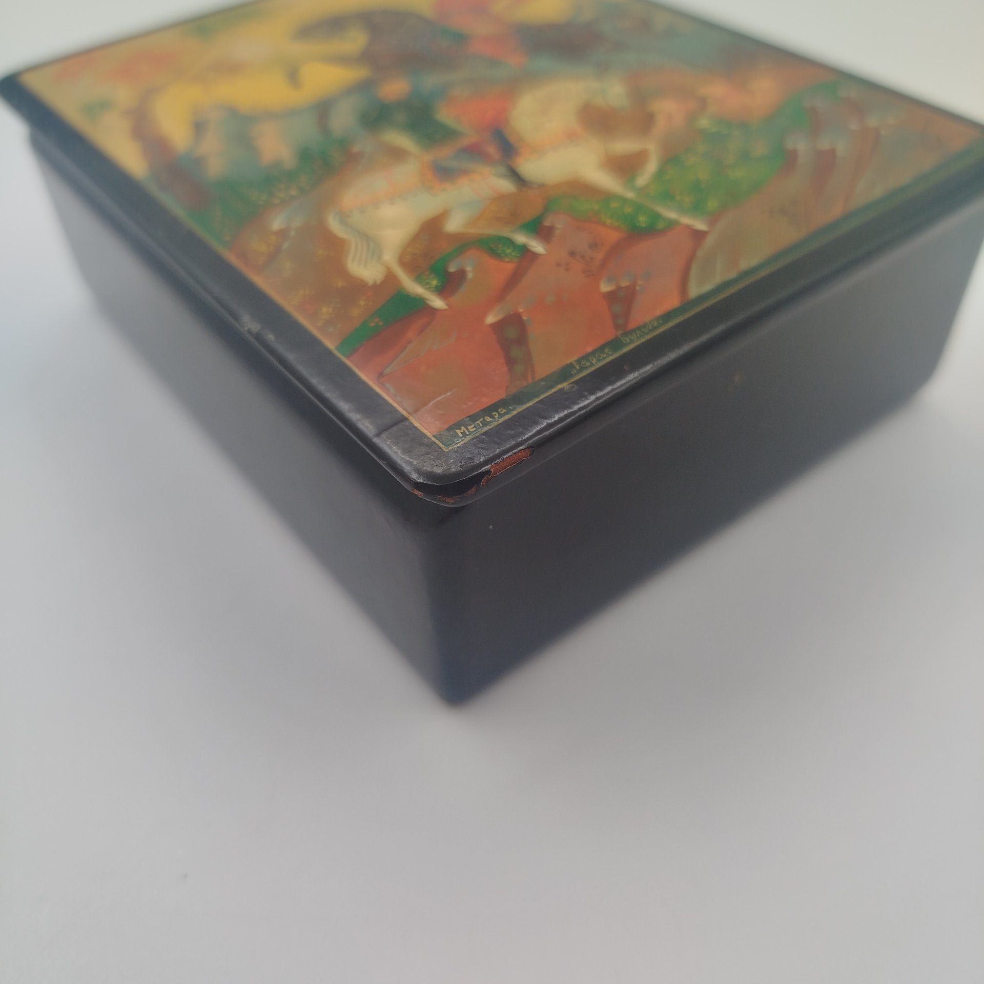 Шкатулка "Тарас Бульба", подпись художника "М.Н.", п. Мстера, папье-маше, роспись, лак, СССР, 1970-1990 гг.