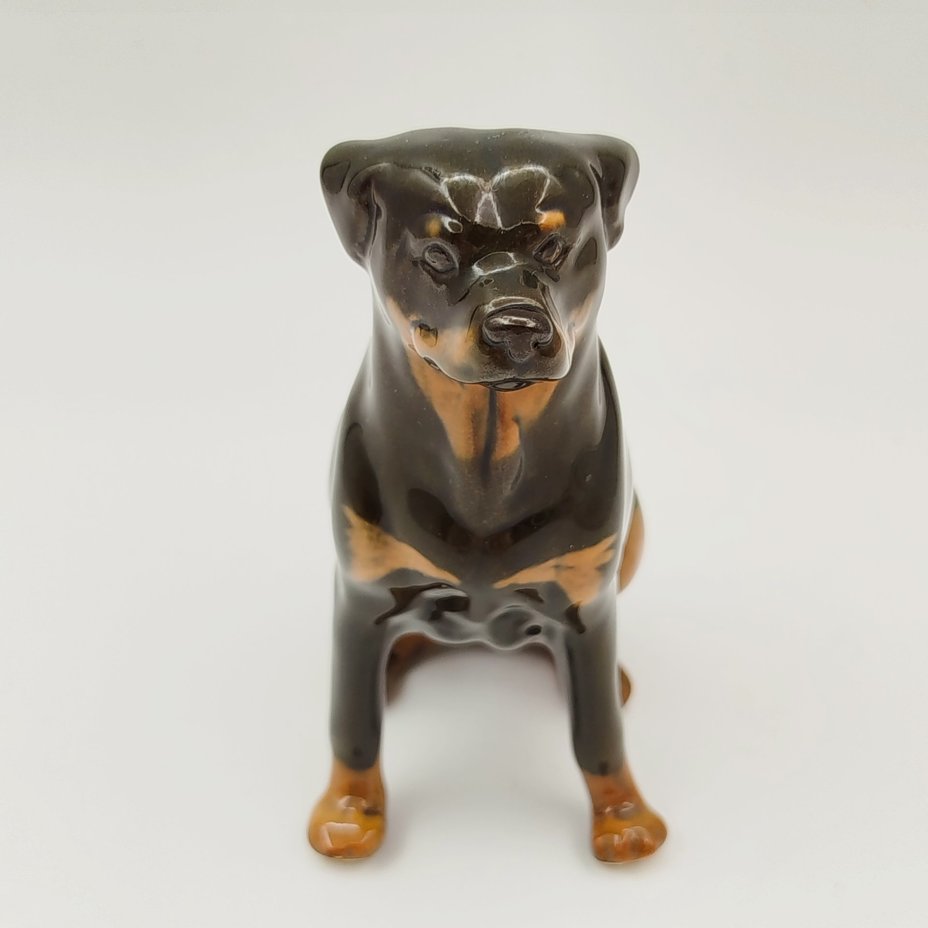 Статуэтка "Ротвейлер" ("Собака")