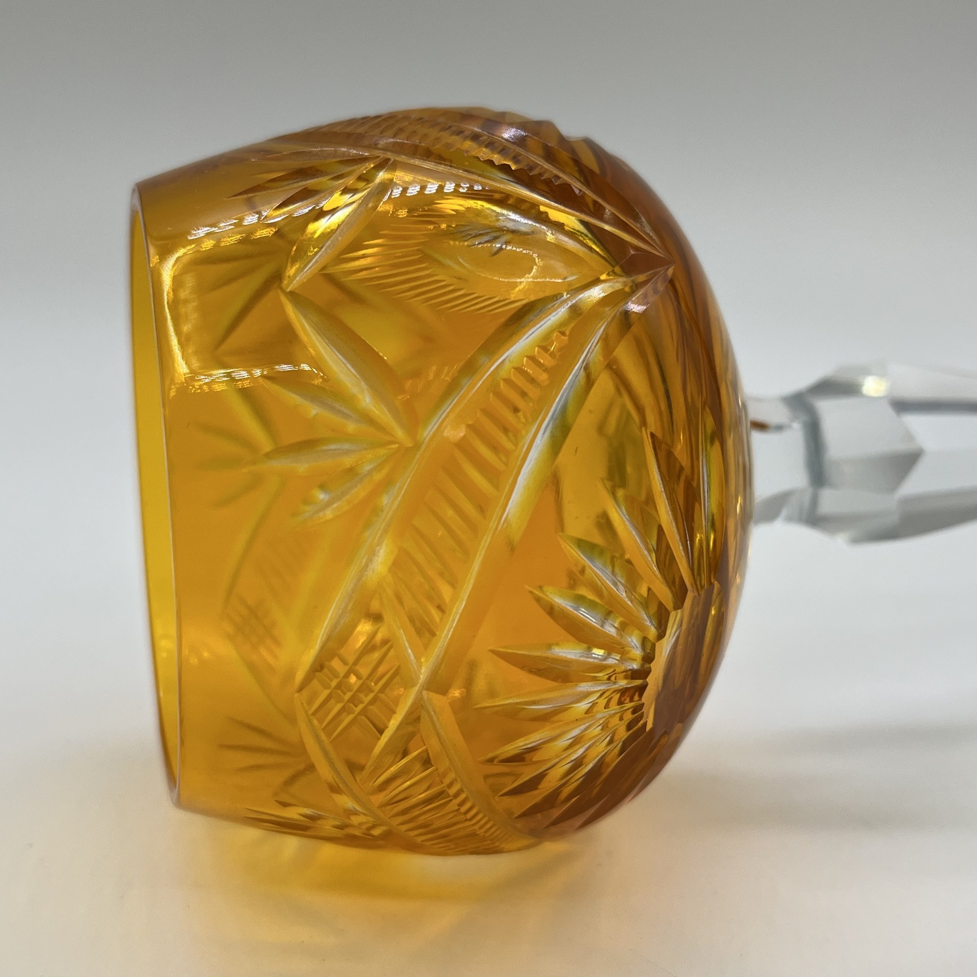 Бокал янтарного оттенка, хрусталь, алмазная грань, Германия, 1960-1990 гг.