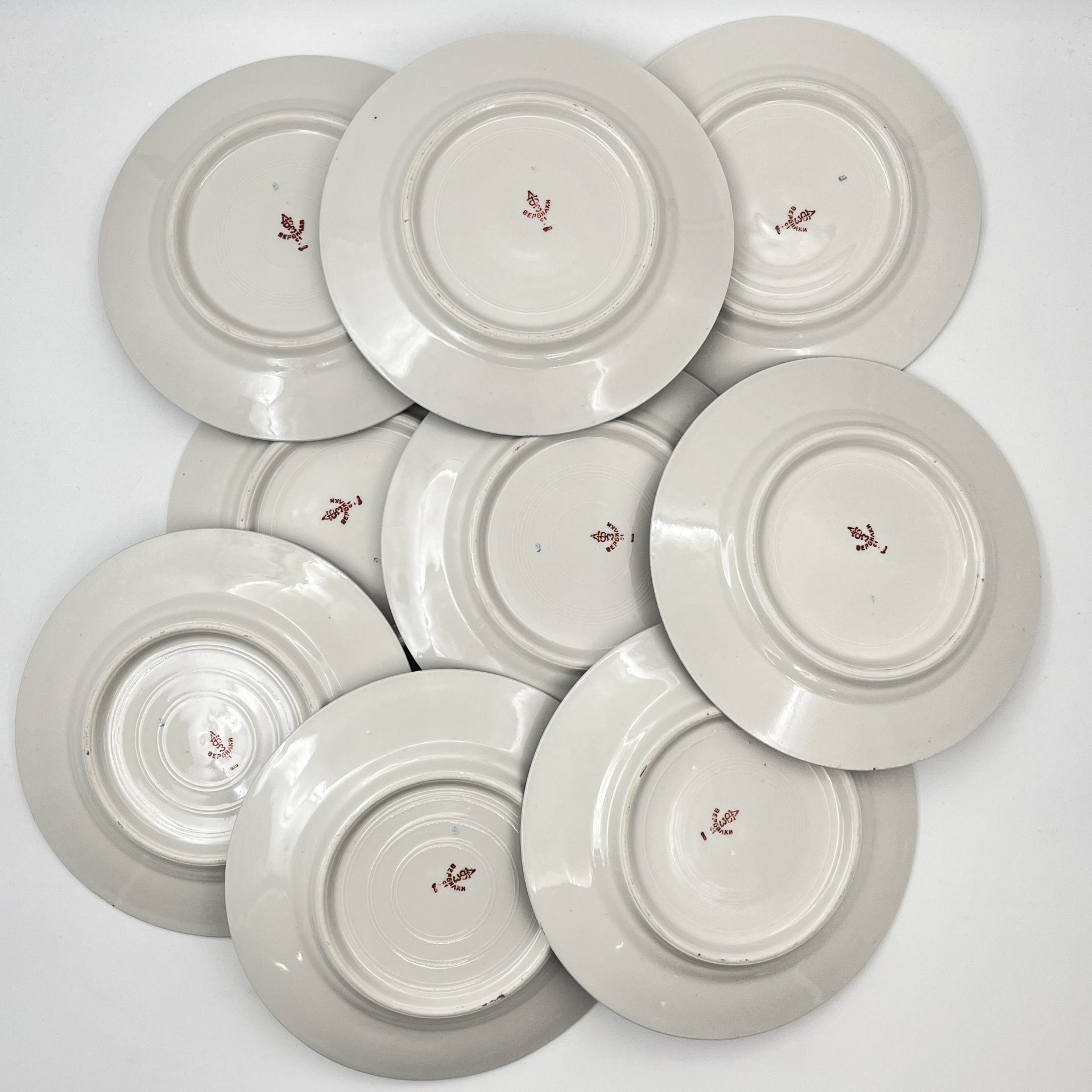 Набор из 9-ти пирожковых (закусочных) тарелок с орнаментальным декором