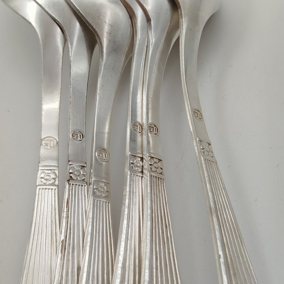 Набор столовых ложек с растительным орнаментом на 6 персон, мНЦ (медь-никель-цинк), Режевский механический завод (РМ), СССР, 1970-1990 гг.