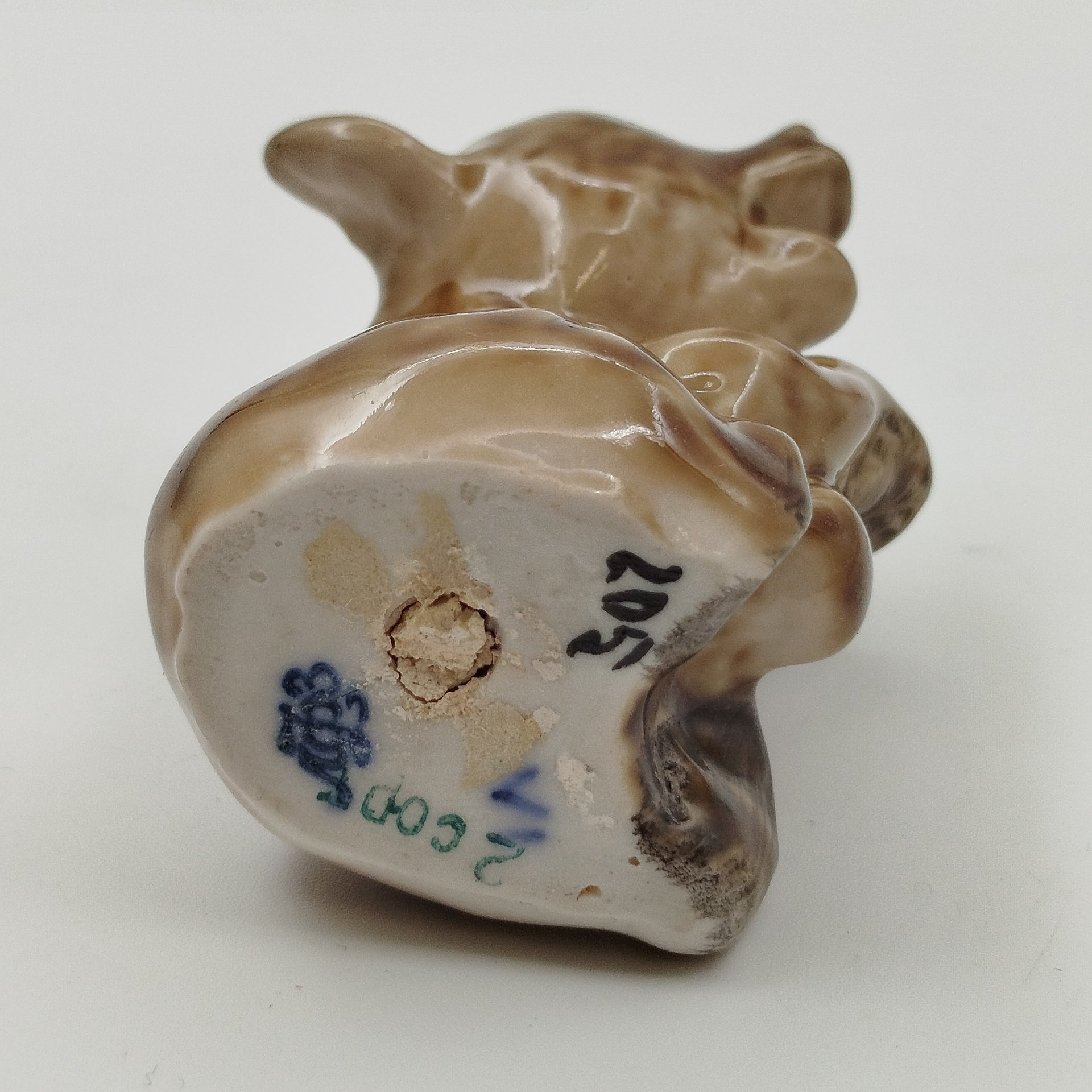 Статуэтка "Ревущий медвежонок", скульптор И.Е. Чарушин