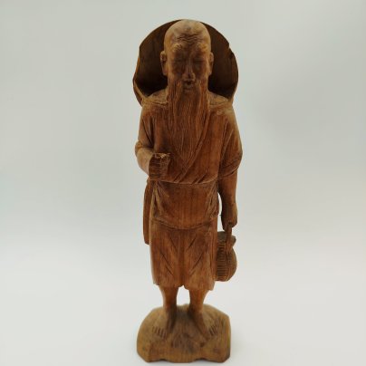 Статуэтка "Восточный старец с корзиной", дерево, резьба, Азия, 1950-1980 гг.
