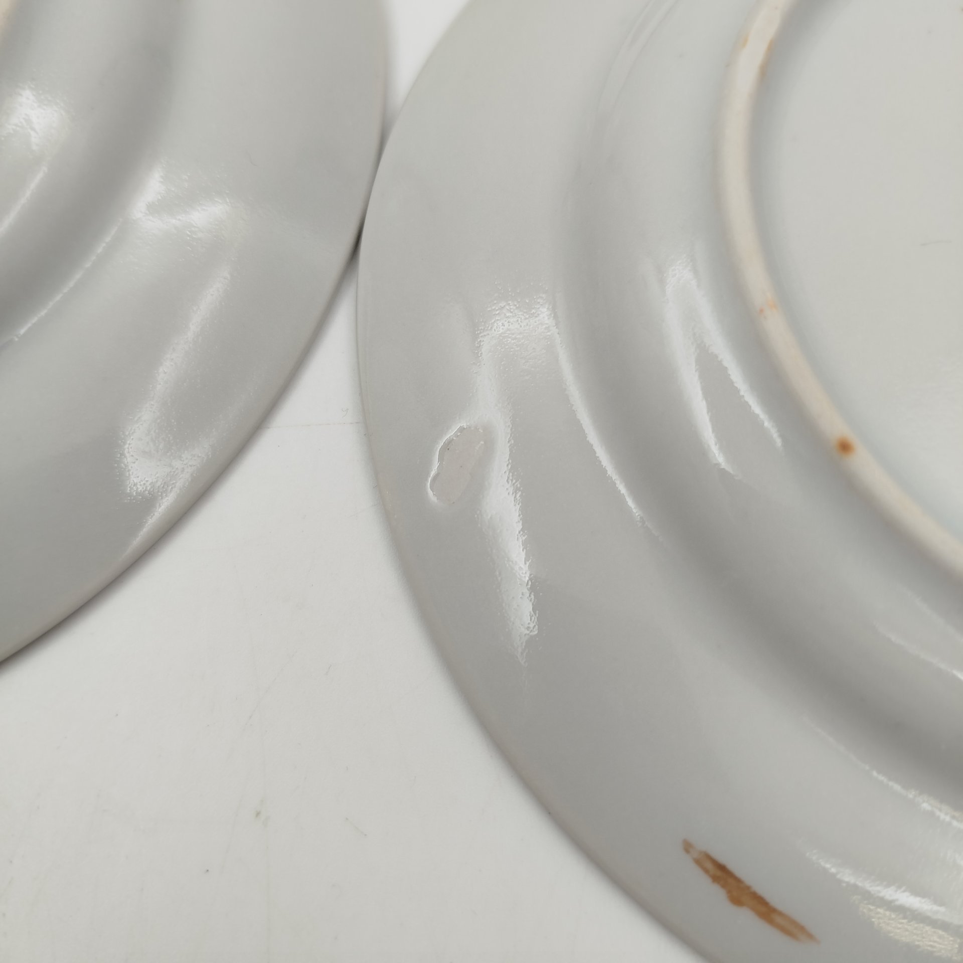 Набор пирожковых (закусочных) тарелок "Шишки" на 6 персон, фарфор, деколь, Фарфоровый завод «Пролетарий» (Бронница, Мста), СССР, 1976-1991 гг.