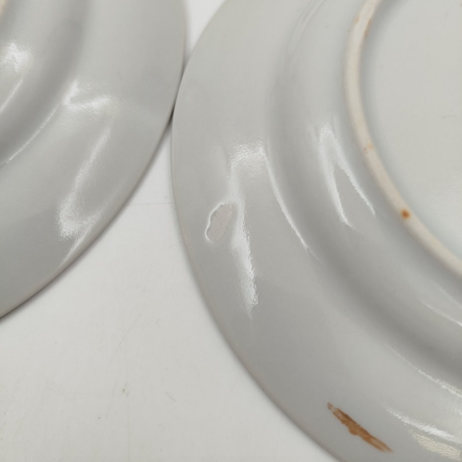 Набор пирожковых (закусочных) тарелок "Шишки" на 6 персон, фарфор, деколь, Фарфоровый завод «Пролетарий» (Бронница, Мста), СССР, 1976-1991 гг.