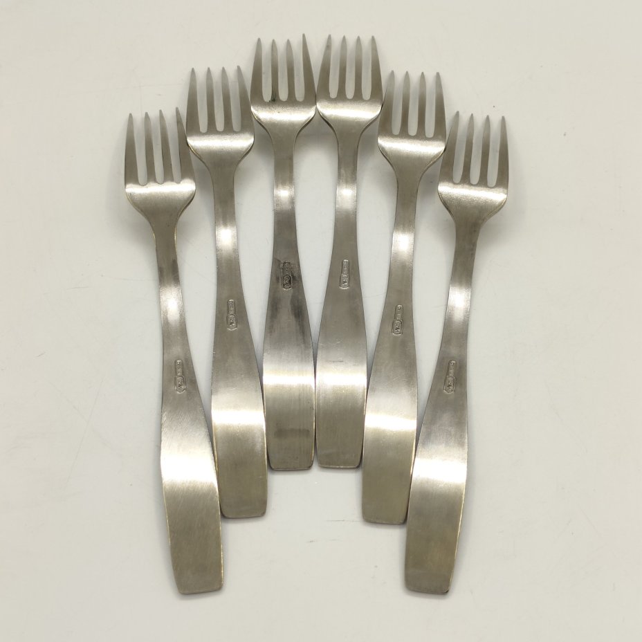 Набор из 6-ти столовых вилок с цветочным декором, Завод "Серп и молот", нержавеющая сталь