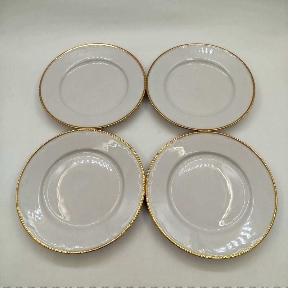 Набор из четырех десертных тарелок, фарфор, Минский фарфорово-фаянсовый завод, СССР, 1968-1983 гг.